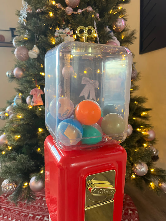 Mystery Ball Game Night 🎄